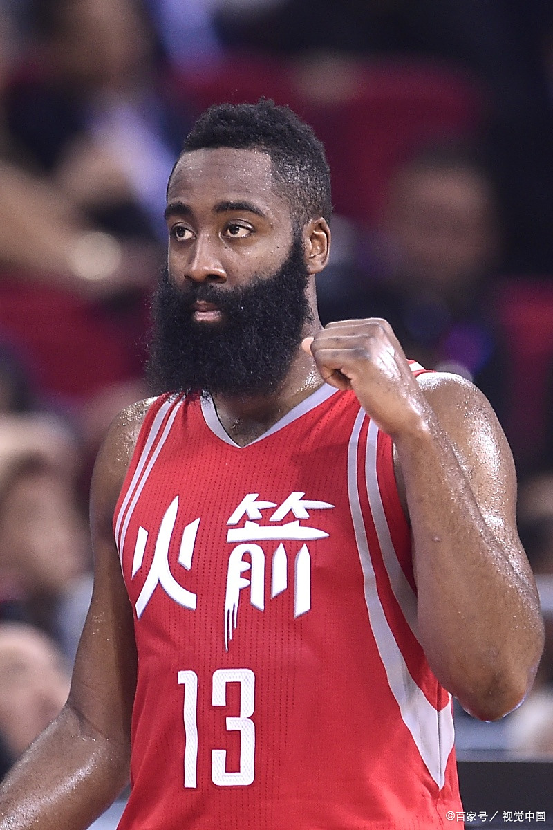 向俱乐部的 向俱乐部的