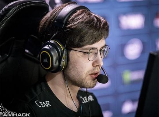 童话不再是 童话不再是